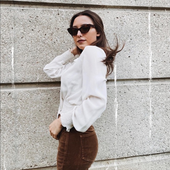 Meet your Posher, Alla - Picture 1 of 1